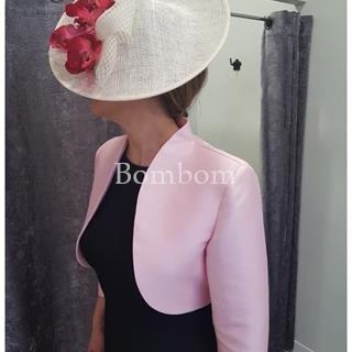Chaqueta Nati Jimenez 306  disponible en rojo , beig , fucsia , marino y negro talla  42 hasta la 56 - Imagen 1