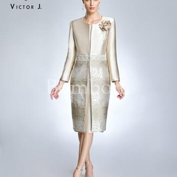 Modelo Ángel, vestido con casaca - Imagen 1