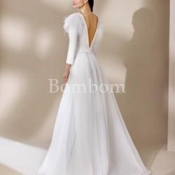 Mono de creppe con sobre falda de organza - Imagen 2