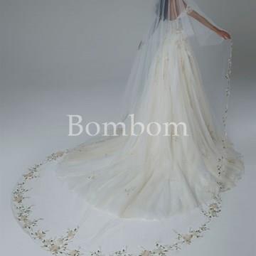 Velo de novia blanco - Imagen 1