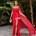 Vestido con capa rojo y fucsia - Imagen 1