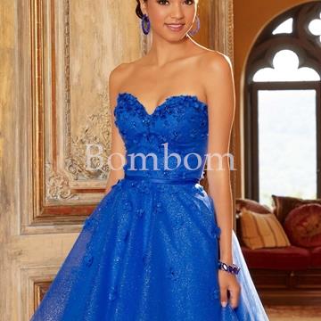 vestido corto , rojo verde azul - Imagen 2