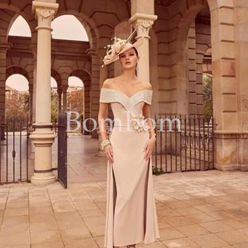 #Vestido de madrina cuello barco champan - Imagen 1