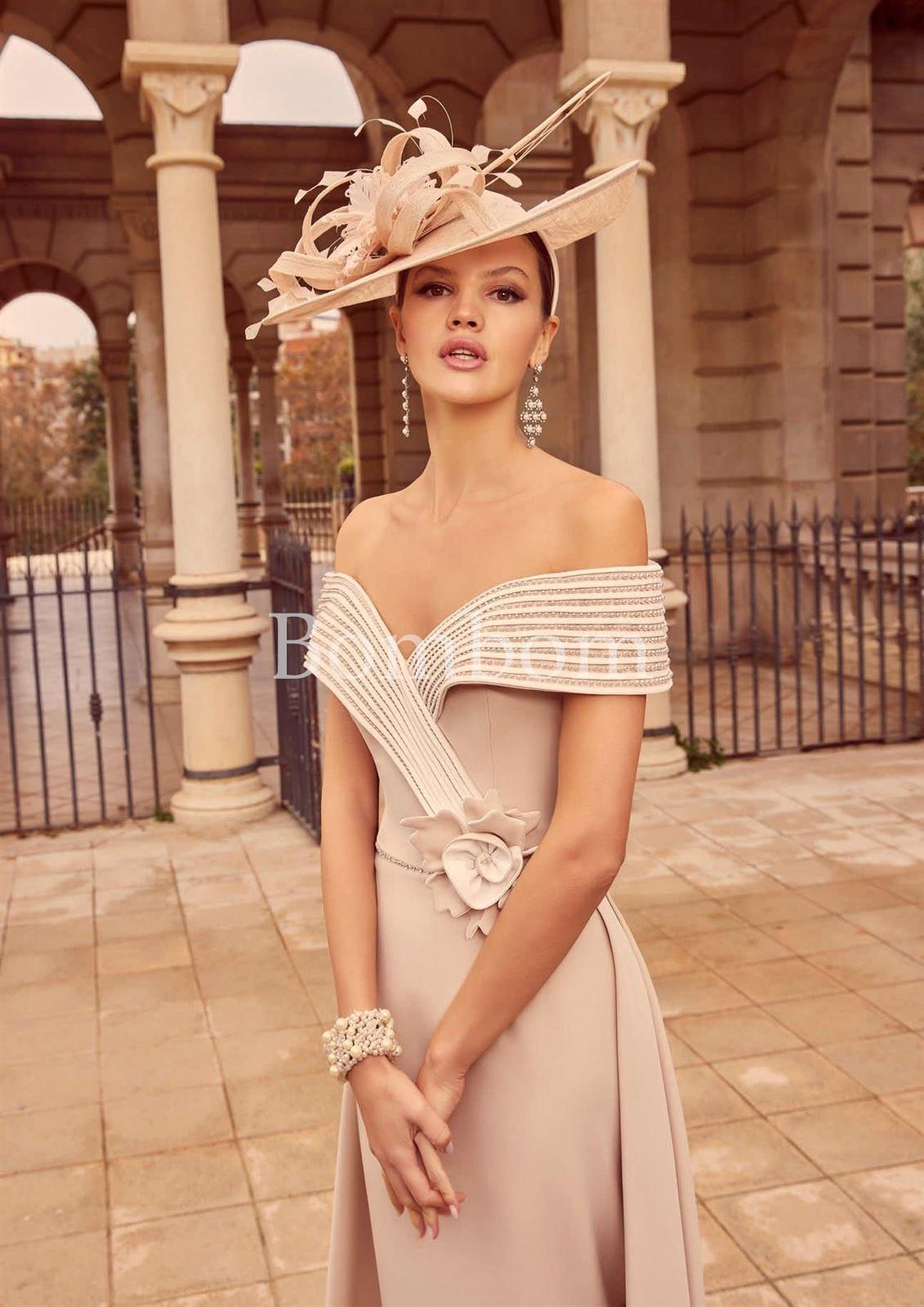 #Vestido de madrina cuello barco champan - Imagen 2