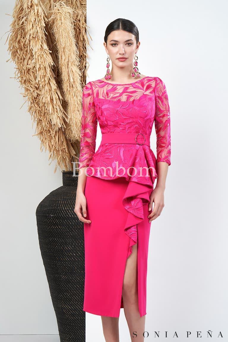 Vestido de madrina disponible en largo fucsia - Imagen 1