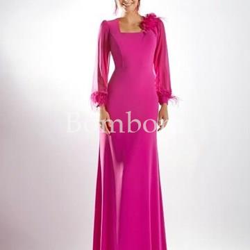 Vestido de madrina elegante con mangas - Imagen 1