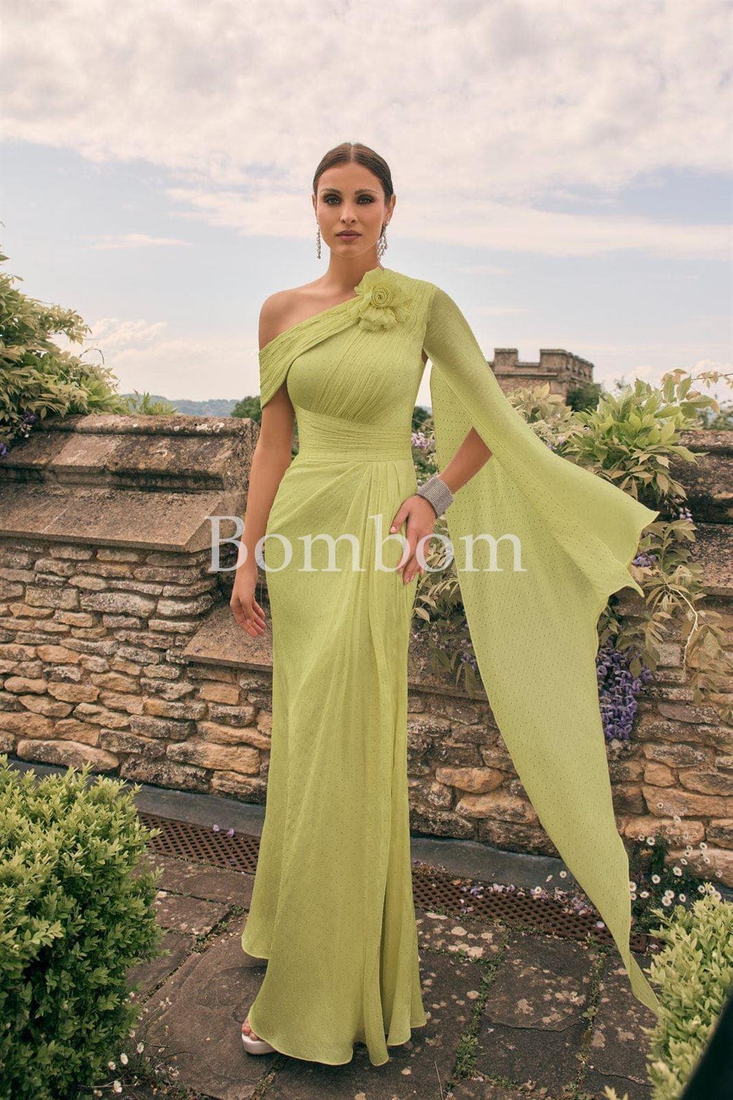 Vestido de madrina verde pistacho - Imagen 1