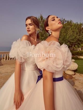 Vestido de novia color rosa - Imagen 2