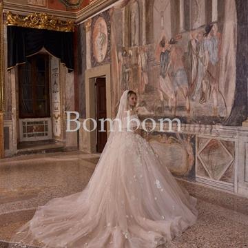 Vestido de novia fantasía - Imagen 2