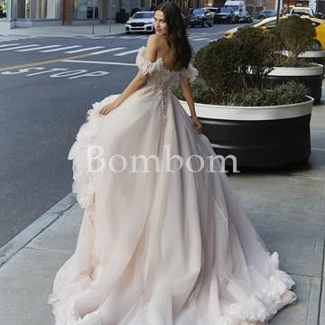 Vestido de novia rosa palo falda desmontable - Imagen 1