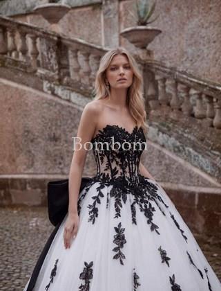 Vestido largo de novia blanco y negro - Imagen 1
