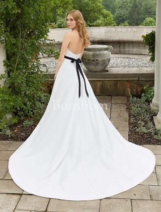 #Vestido mikado liso blanco novia , cintos diferentes - Imagen 2