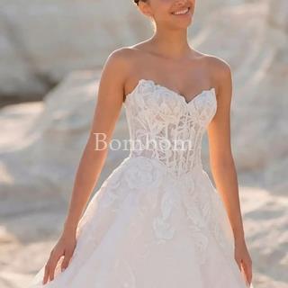 Vestido novia escote corazón blanco - Imagen 1