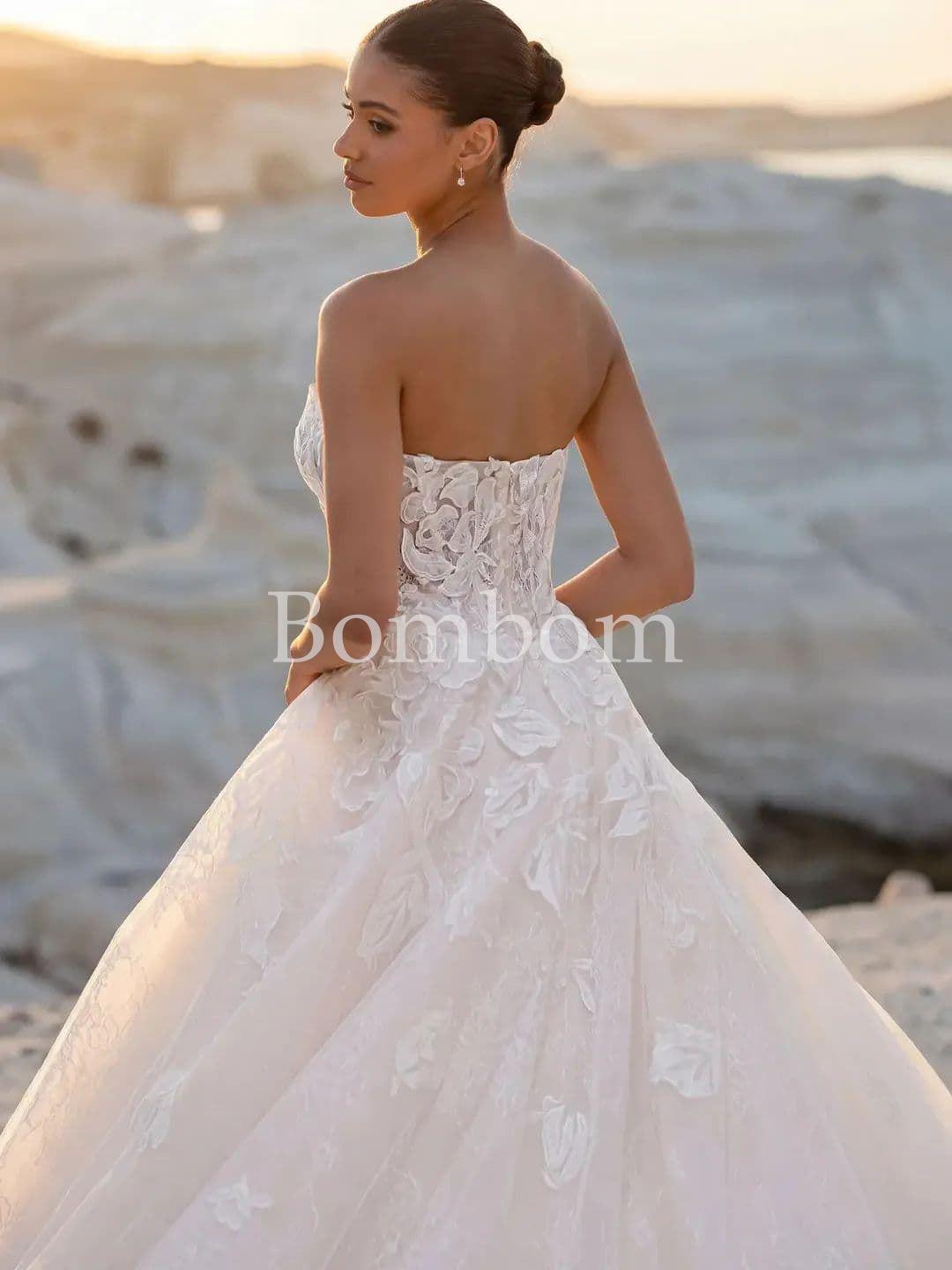 Vestido novia escote corazón blanco - Imagen 3